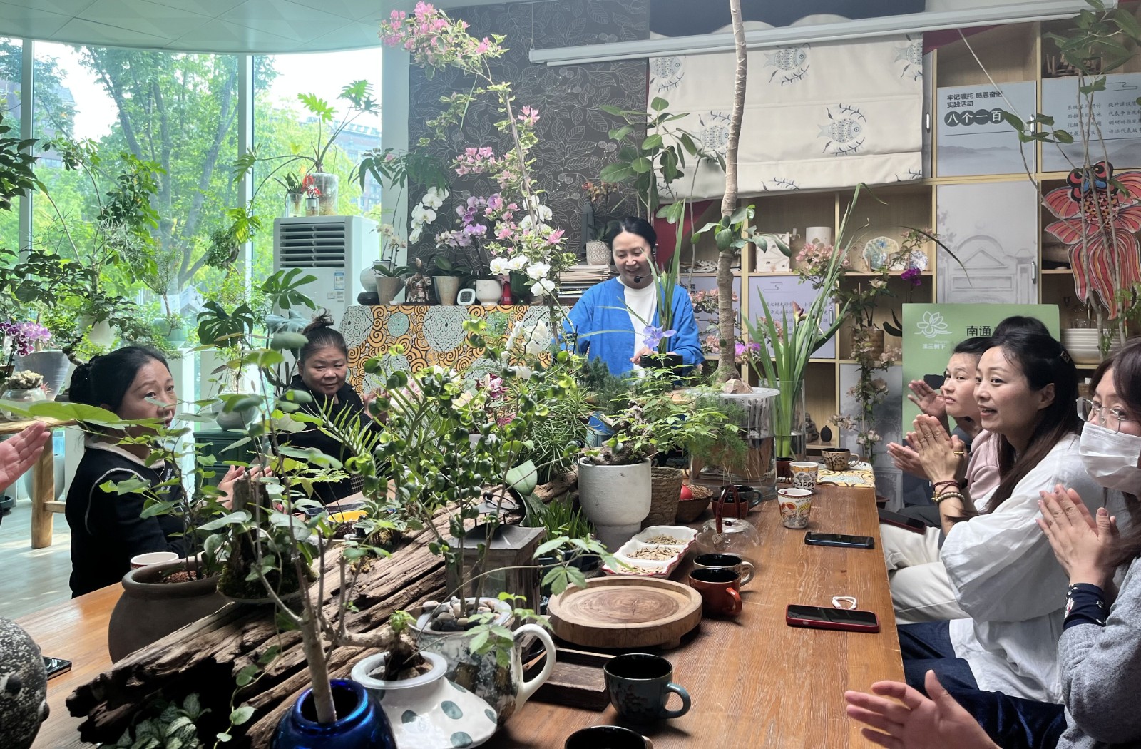 欧博体育入口南通市园林绿化管理处举办“花漾生活·绿韵悠然”园艺大讲堂(图2)
