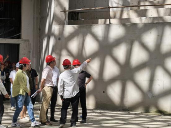 市造价处一线服务解难题+助力启东中学新校区建设高效推进.jpg
